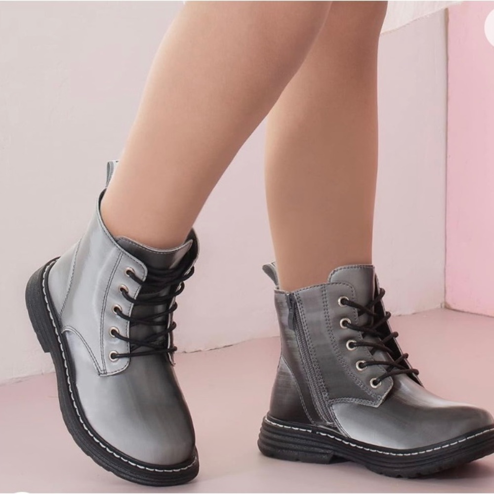 Great unisex boots for kids